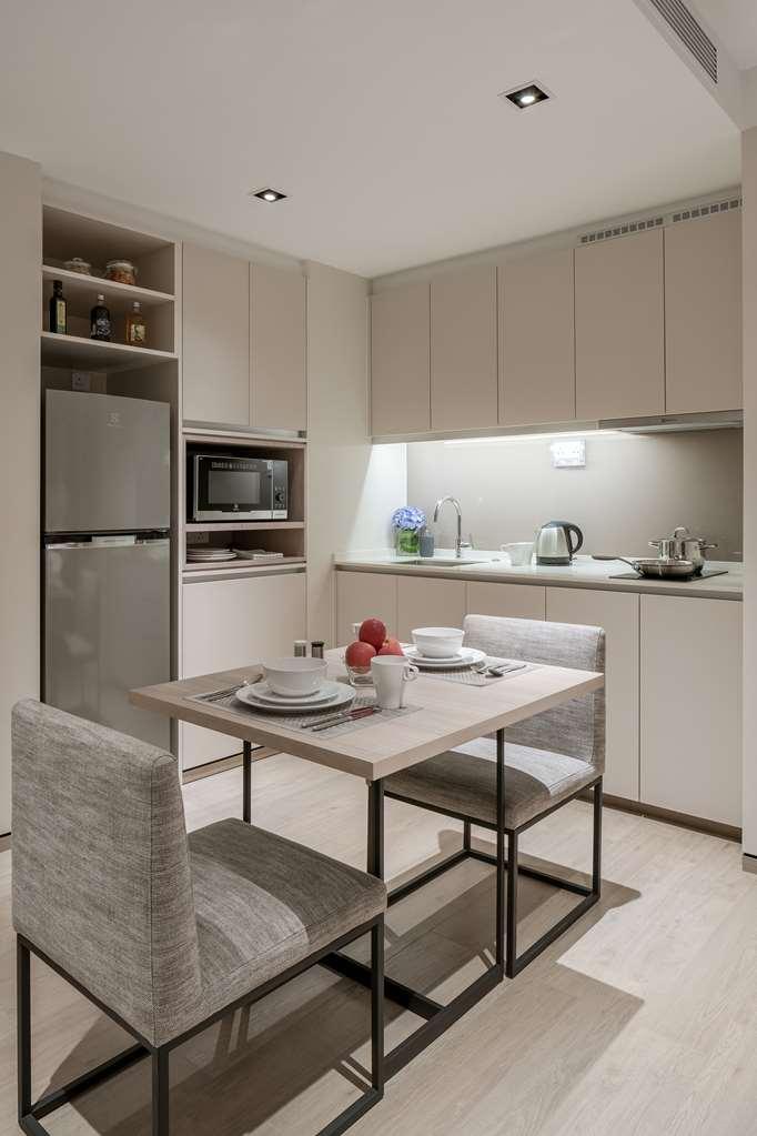 Le Grove Serviced Residences Singapur Oda fotoğraf